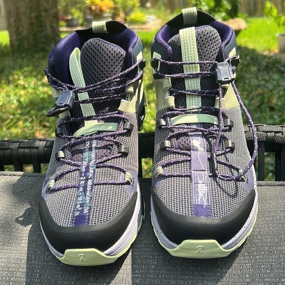 ON Running Women's Cloudtrax Hiking Boots, Reseda - Bright Lavender - Picture 4 of 17